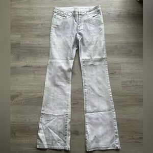 Cachè white silver metallic Sz 4 like new chic bootcut jeans